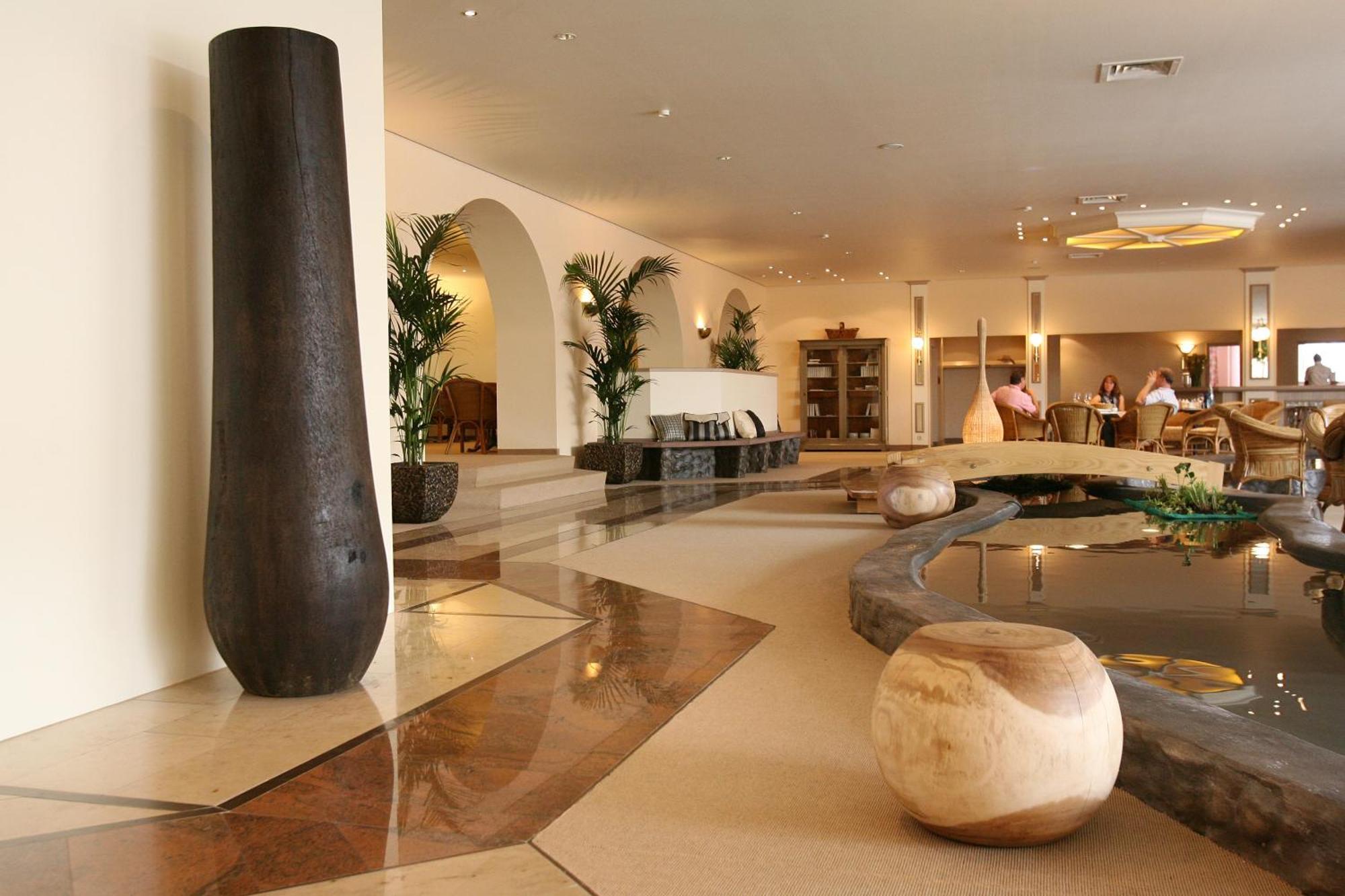 Wyndham Garden Donaueschingen Hotel Beltér fotó