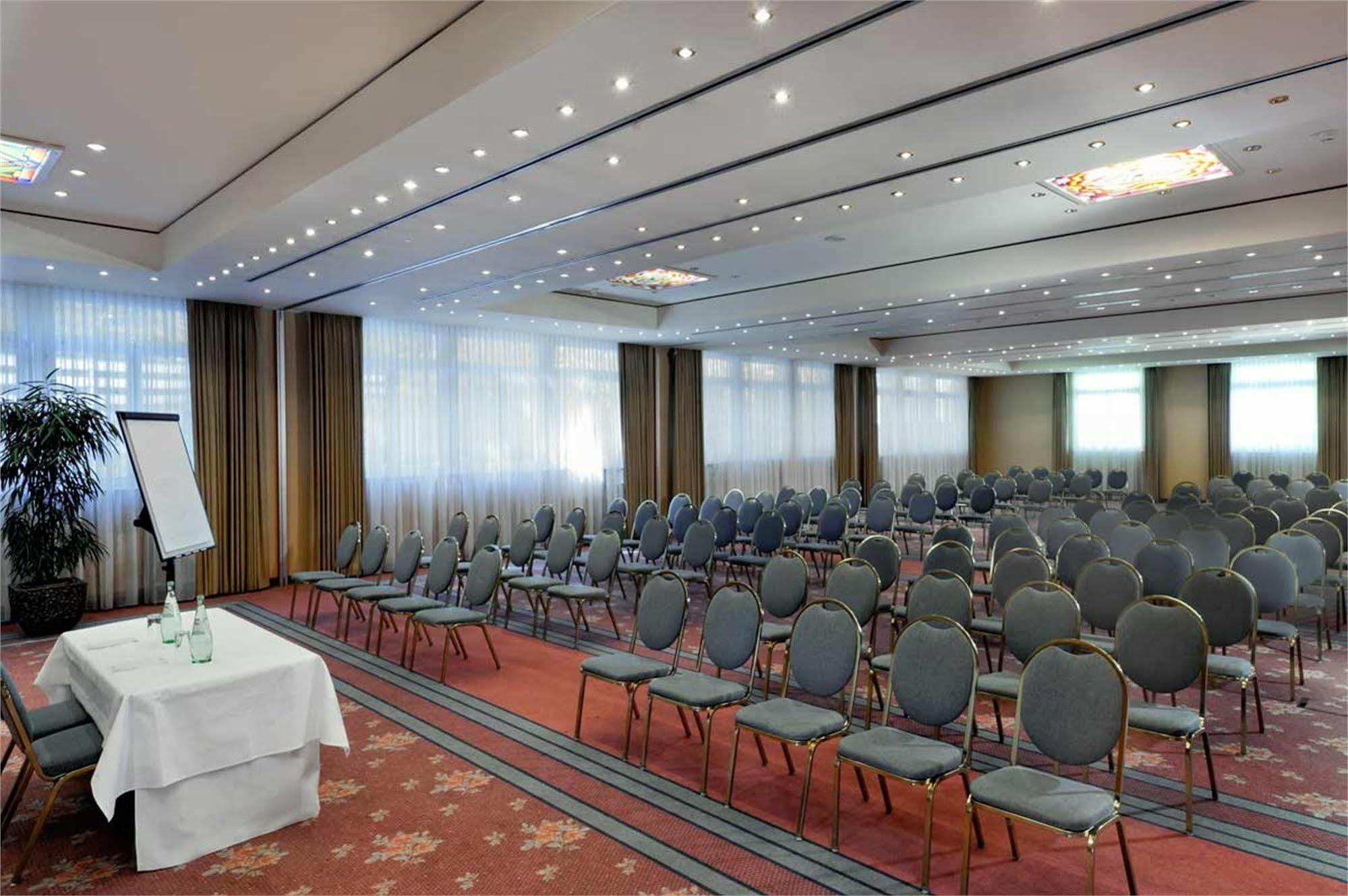 Wyndham Garden Donaueschingen Hotel Kültér fotó